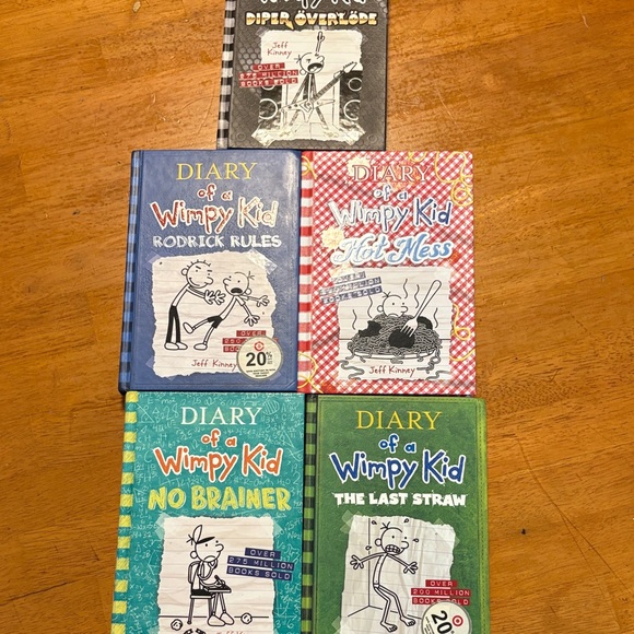 Book Set - Multicolor - Picture 2 of 3